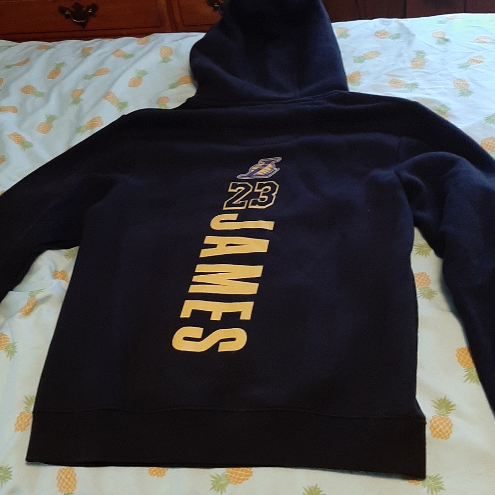 Lebron james lakers hoodie